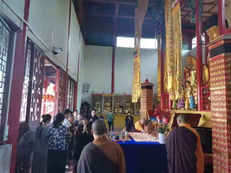億彩文殊菩萨圣诞祈福助考法会圆满