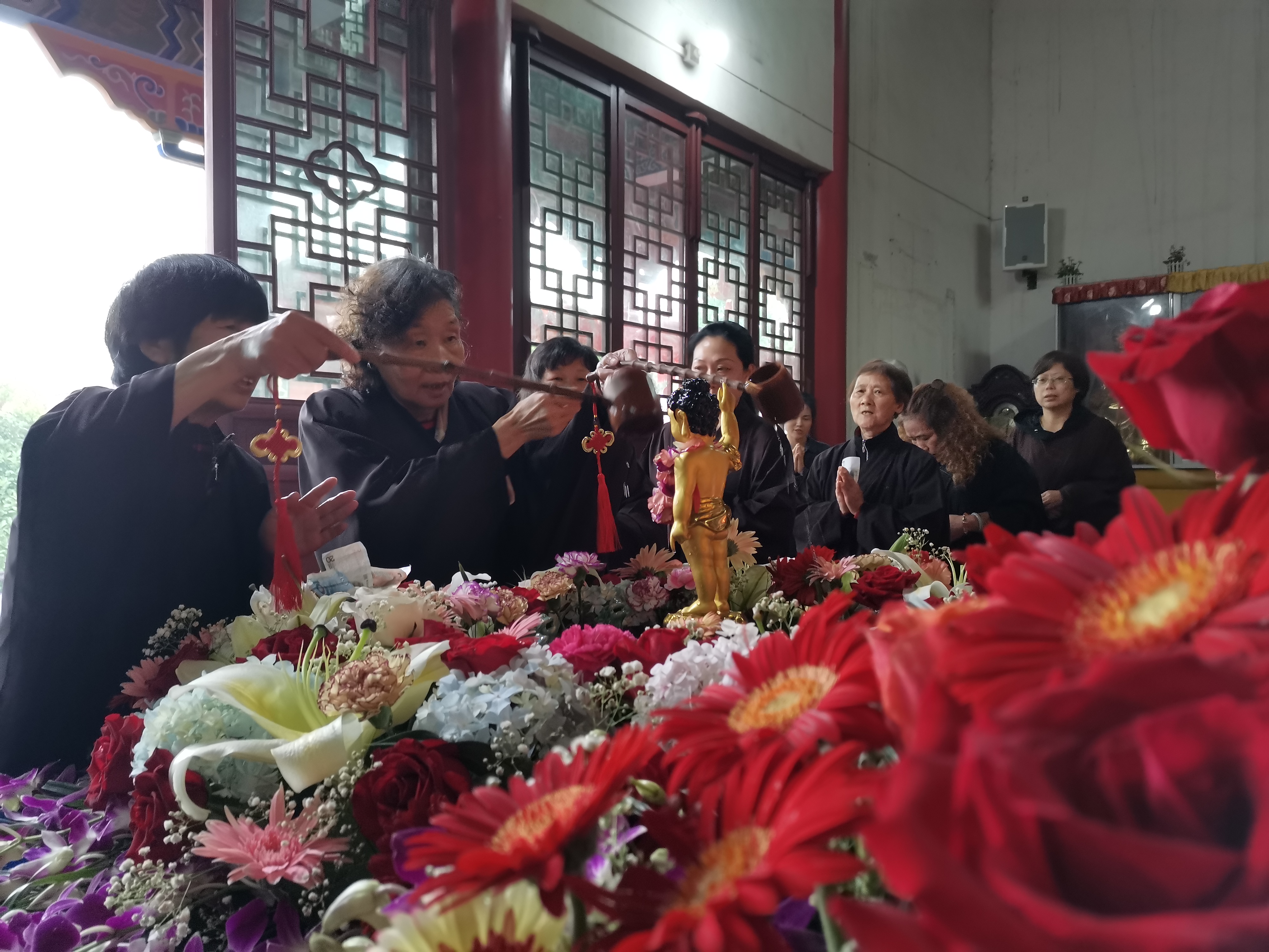 億彩释迦牟尼佛圣诞法会圆满